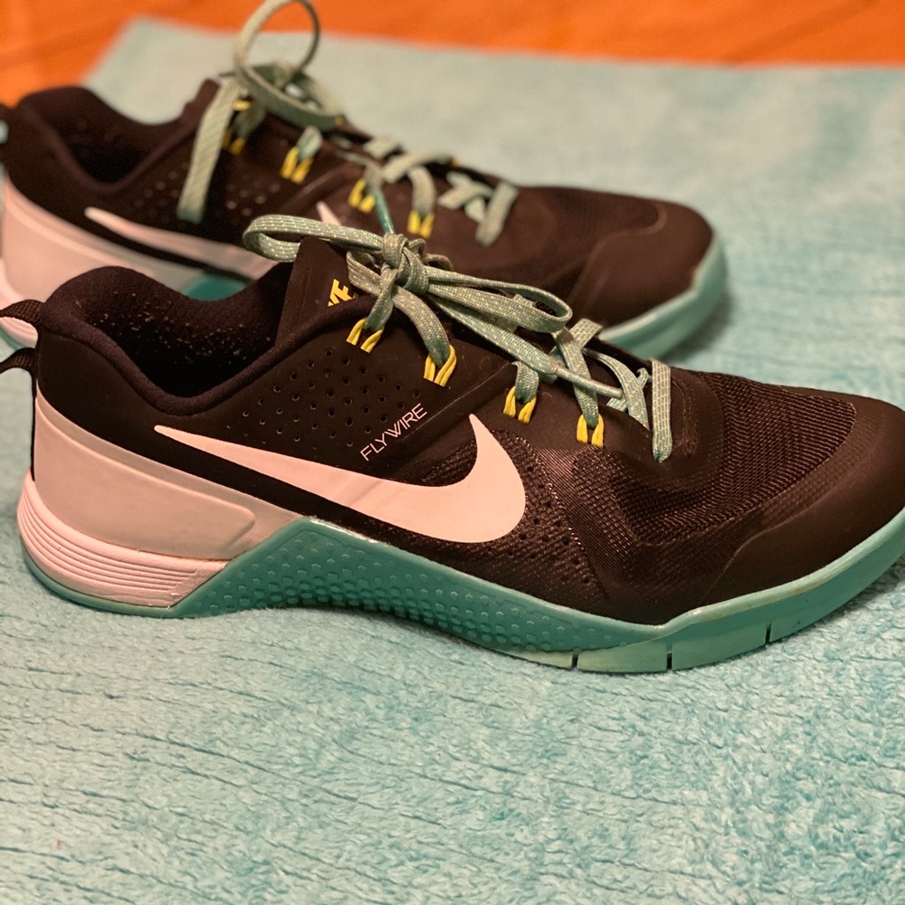 Pre-owned NIKE METCON 1 "CROSSFIT" size 9